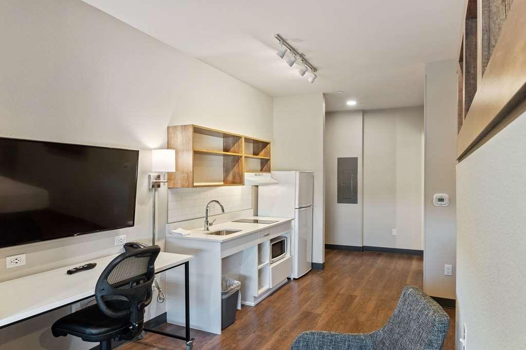 Extended America Premier - Phoenix - - Downtown Hotel 3*